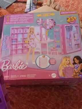 Barbie Dream Closet Playset - Pink